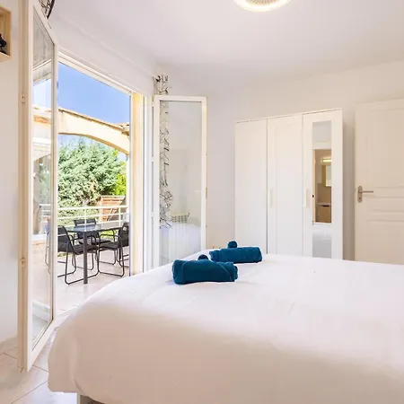 Isis Pool & Elegance Portiragnes