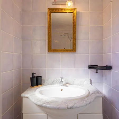 Isis Pool & Elegance Vila *